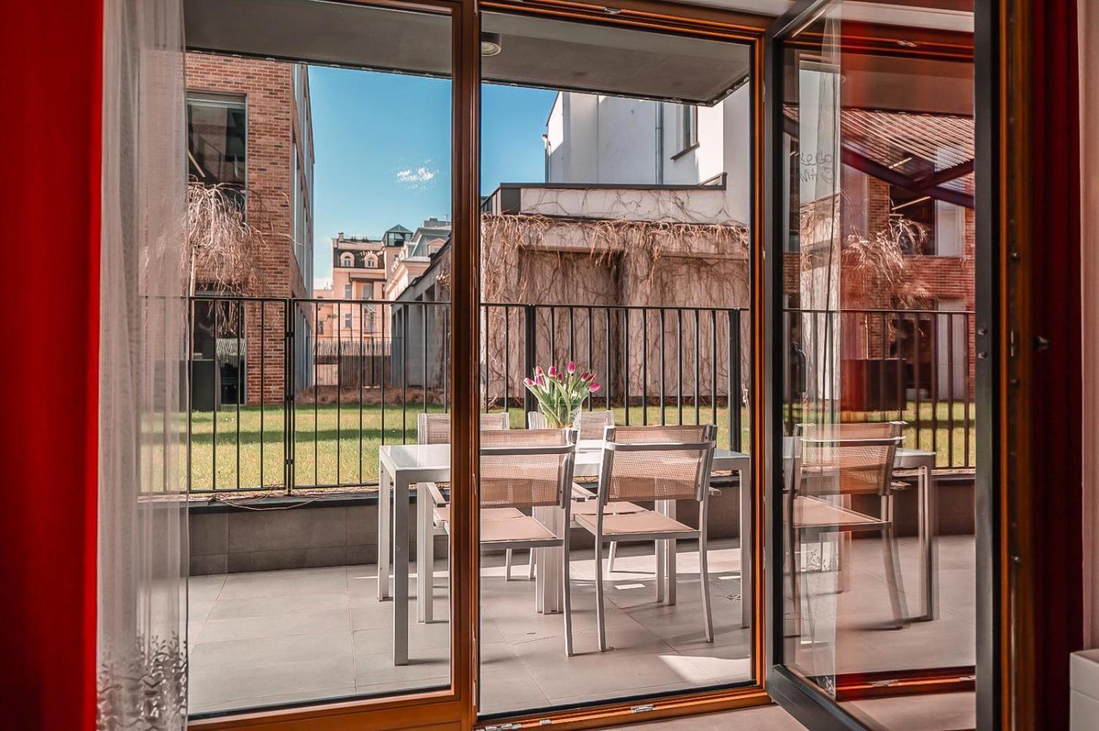 Katania Moxy Te&Am Cracow Apartment Krakow Bagian luar foto